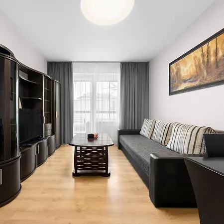 With Cozy Balcony By Urban Rent Апартаменты Каунас