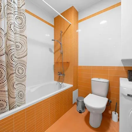 Апартаменты With Cozy Balcony By Urban Rent Каунас