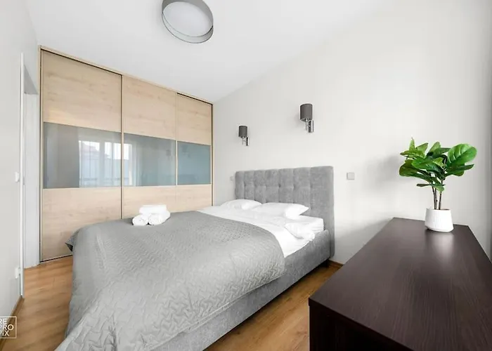 With Cozy Balcony By Urban Rent Kaunas